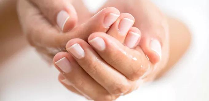 كيف يمكنك الحفاظ على صحة اليدين في فصل الشتاء؟