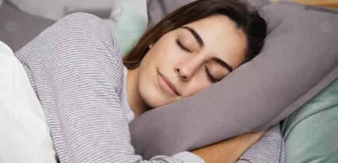 فوائد النوم العميق ونصائح لتعزيزه