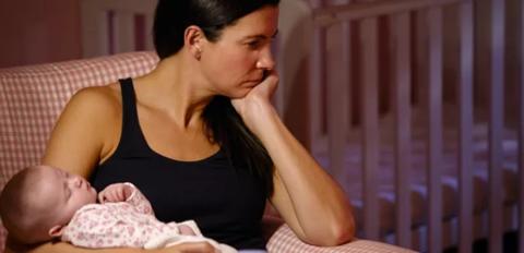 هل تناول الام للادوية المضادة للاكتئاب يقلل من احتمالية ارضاع طفلها