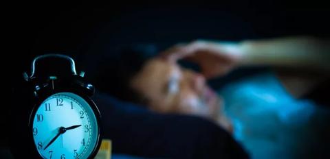 هل أصابتك مشاكل النوم خلال وباء