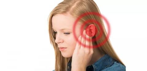 ما هي أسباب طنين الأذن؟