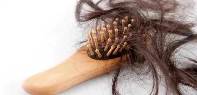 6 طرق لعلاج تساقط الشعر