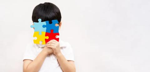 ماهي علامات وأعراض التوحد عند الأطفال؟