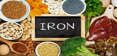 أطعمة تحسن امتصاص الحديد وأطعمة تمنع