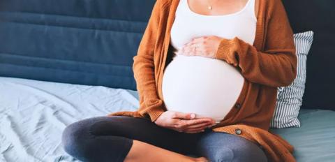 كيف تختلف احتمالية حدوث الحمل خلال الشهر؟