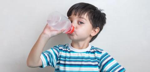 اعراض واسباب الجفاف عند الاطفال