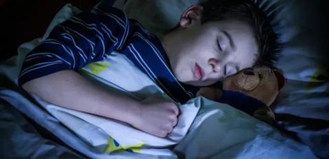كيف ننظم نوم الاطفال في رمضان؟