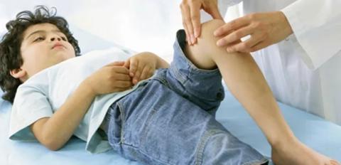 ما هو التهاب المفاصل الروماتيزمي لدى الأطفال؟